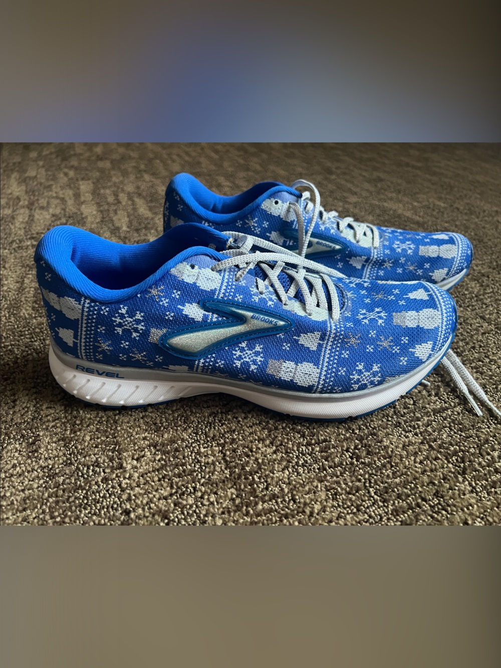 Brooks Revel Blue and White Christmas Knit Pattern Running Shoes